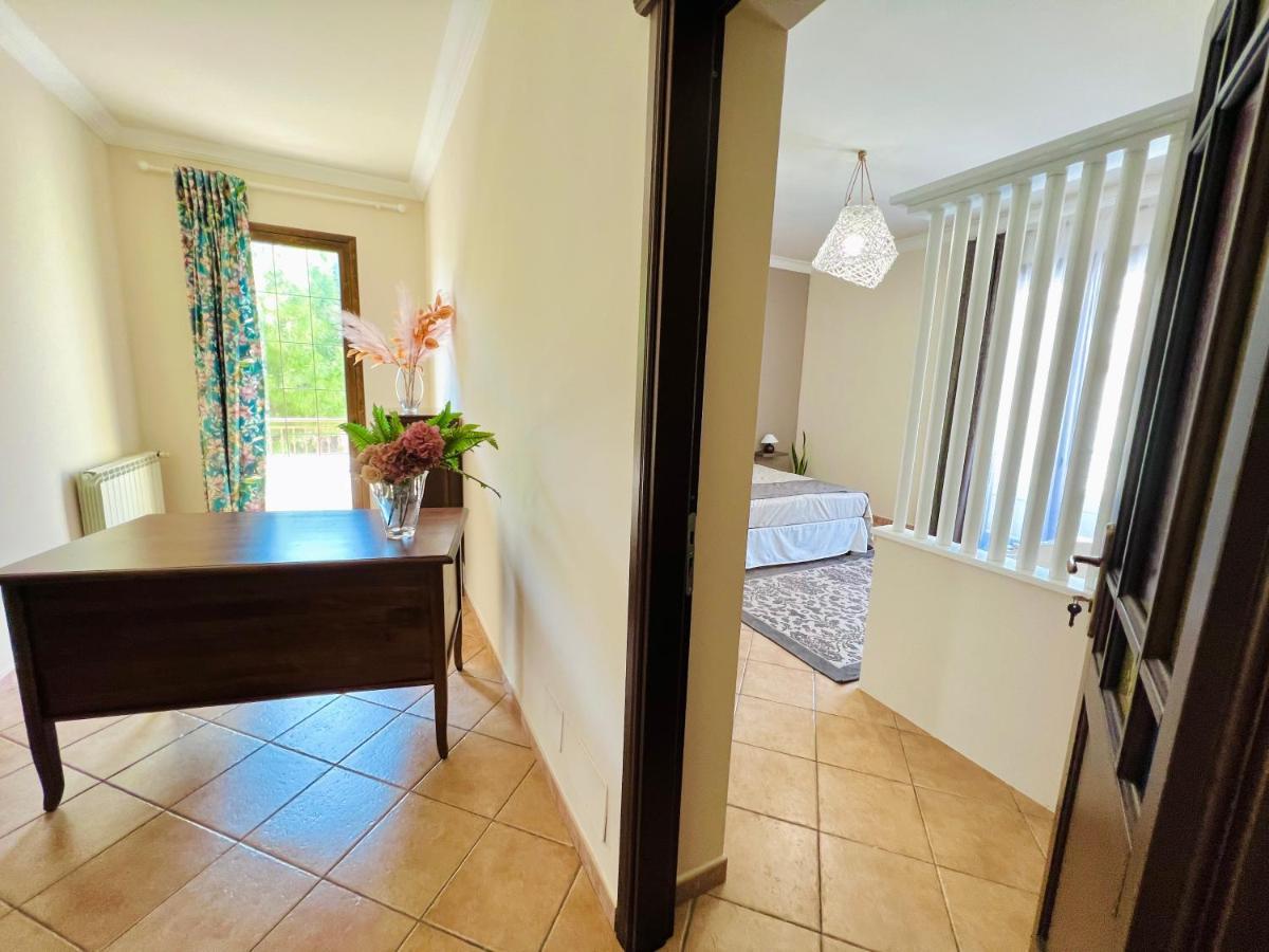 ホテル Casa Aieddu テッラジーニ エクステリア 写真