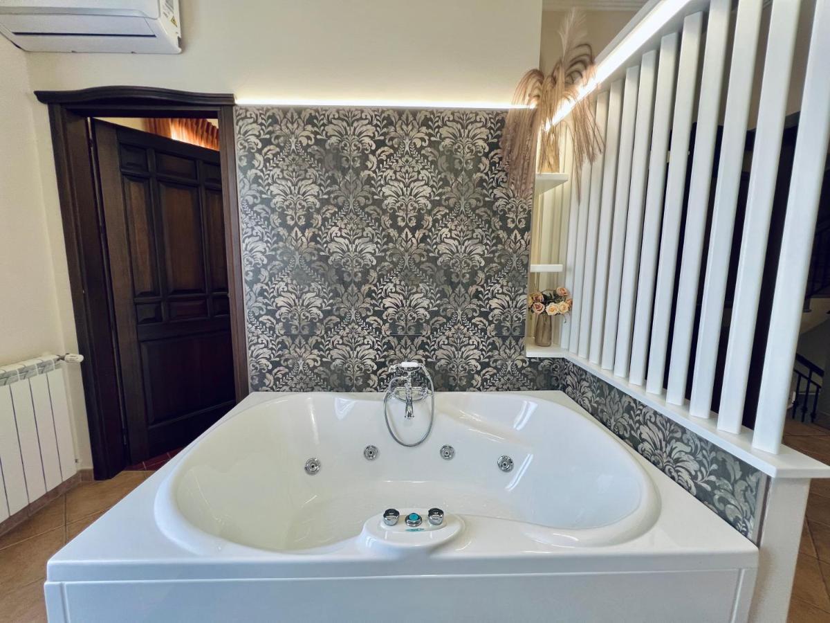 ホテル Casa Aieddu テッラジーニ エクステリア 写真